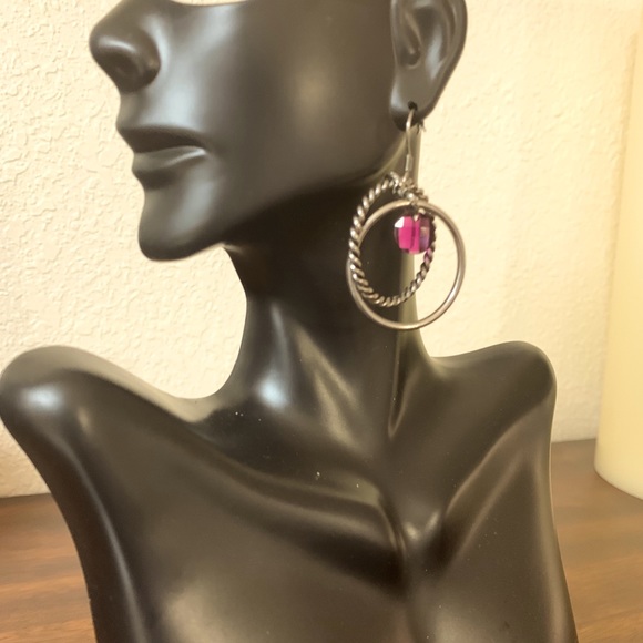 Lia Sophia Earrings - Picture 2 of 3